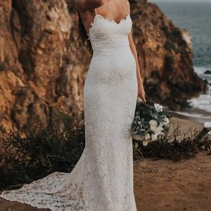 Grace loves lace Mia wedding dress